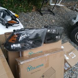 In New Condition Front Headlight Setup Or Dodge Ram Retails Over $140 A Set Selling For $20 For The Set Must Pick Up In Tacoma Only