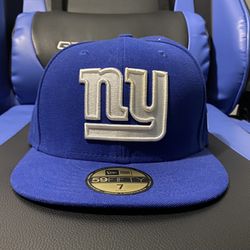 New York Giants Size 7 New Era Fitted Hat