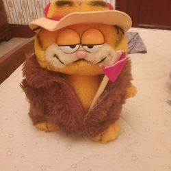 1981 VINTAGE DAKIN GARFIELD 9 INCH BCOC