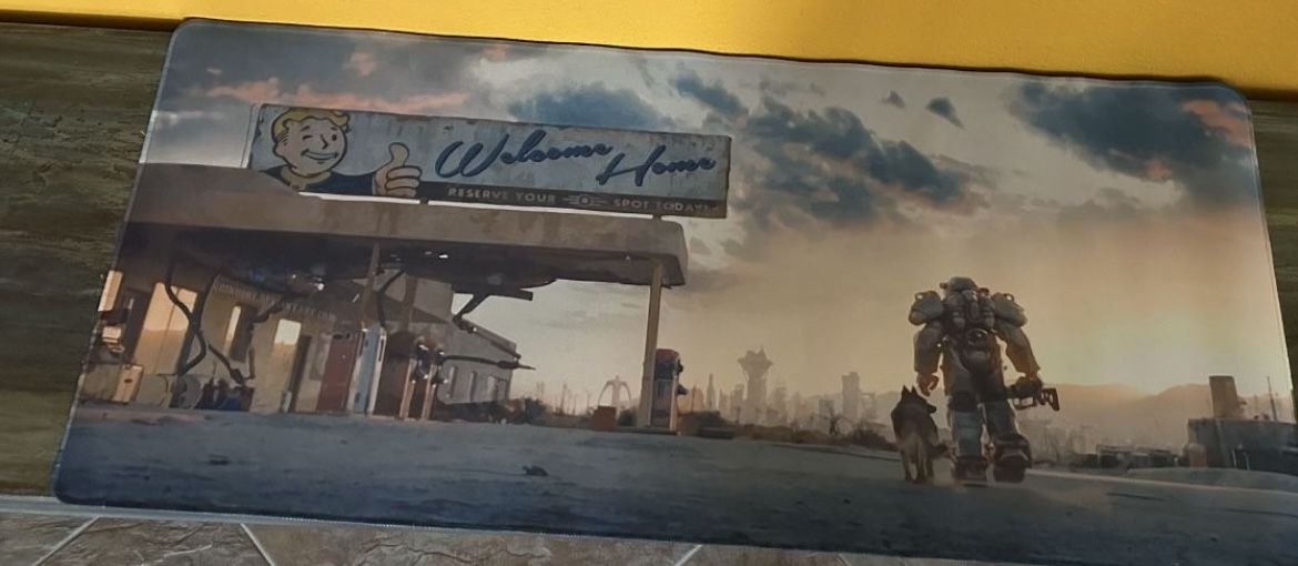 New Fallout 4 Gaming Pad , Mousepad. XLarge
