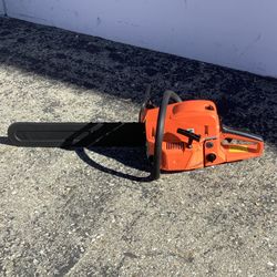 62 cc 2 Stroke Gas Chainsaw