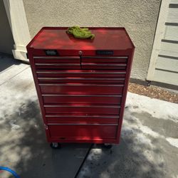 Husky Rolling Tool Box