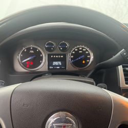 Escalade Cluster / Electric Side Steps 