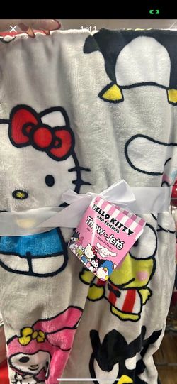 Brand New Hello Kitty and Friends Throw 