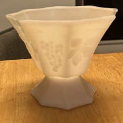 Vintage Anchor Hocking Milk Glass Footed Candy Dish/ Vase 