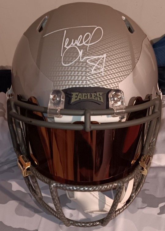 Terrell OWENS Salute To Service Helmet Signed