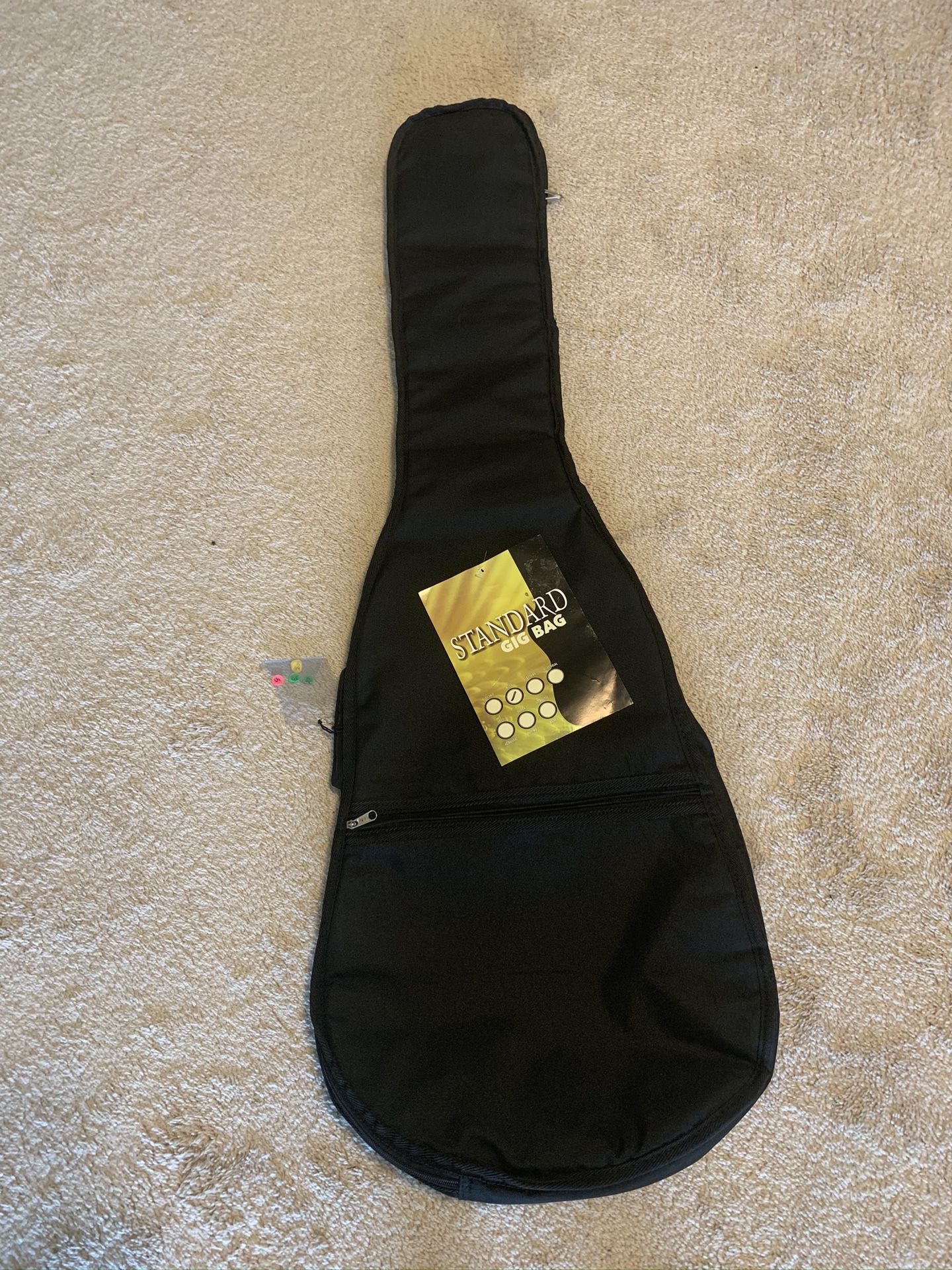 Standard gig bag for bass guitar