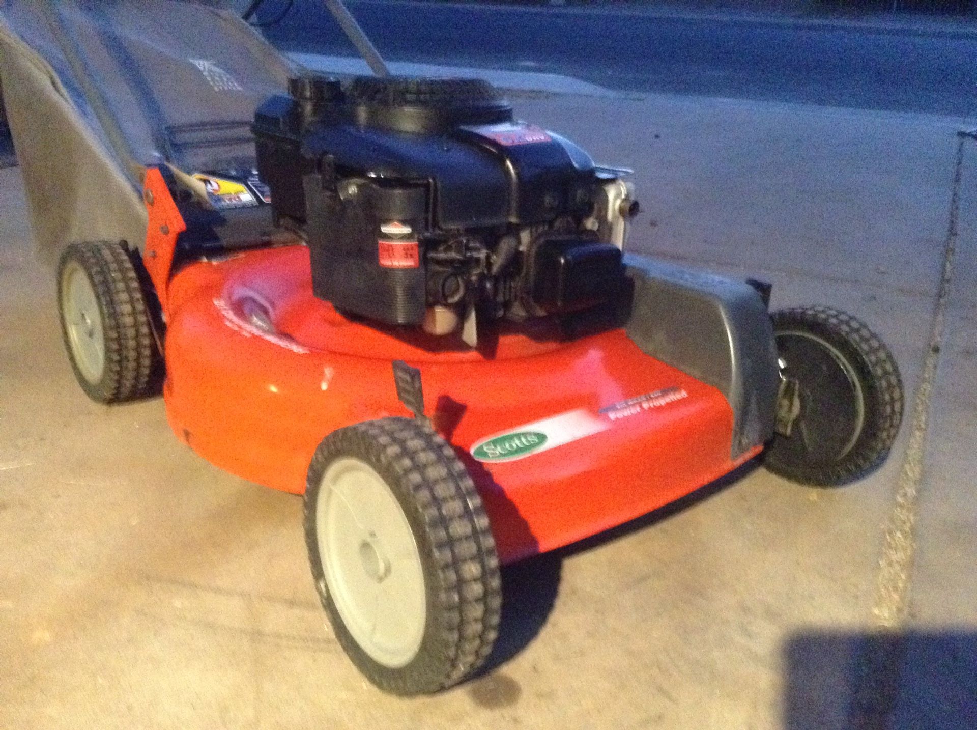 Scotts 6hp self propelled lawn mower