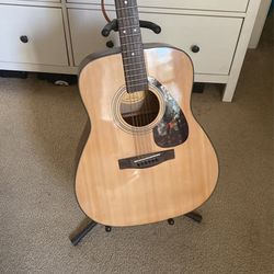 Yamaha Guitar & Stand