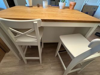Kitchen Island with two chairs wood