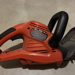 Black+Decker Electric Hedge Trimmer 