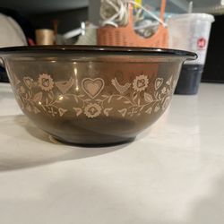 Vintage Pyrex Bowl