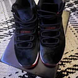 Bred Velvet Jordan 11