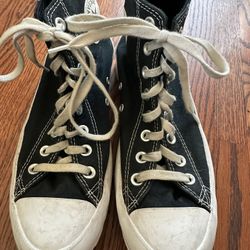 Lugged Converse Women’s Size 9