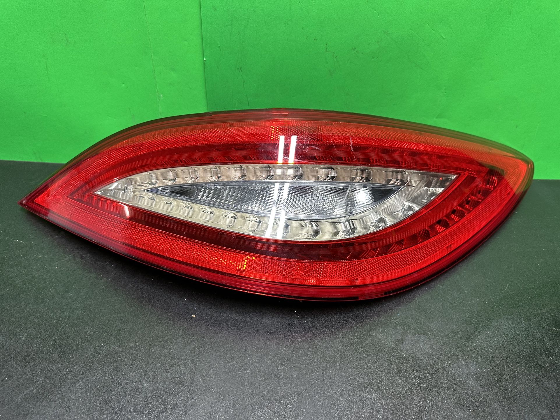 Tail Light CLS 2012 2013 2014 Oem