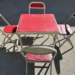 Vintage Children’s Metal Table And Four Chairs