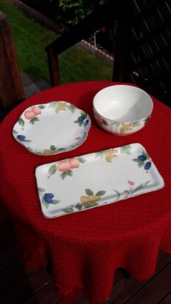 Mikasa Country Classics "Fruit Panorama" Serving Set