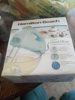 Hamilton Beach 6-Speed Hand Mixer with Snap-On Case