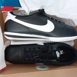 Nike Cortez