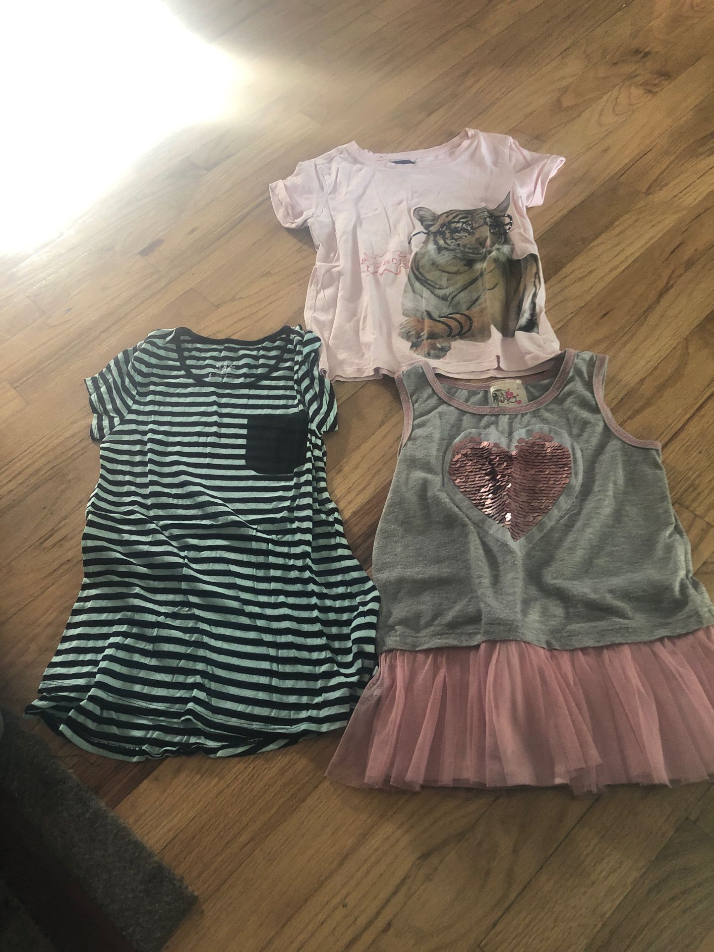 Girls size 6 shirts