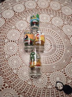 Snoopy Vintage Glasses