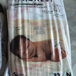 HONEST Newborn diapers. 