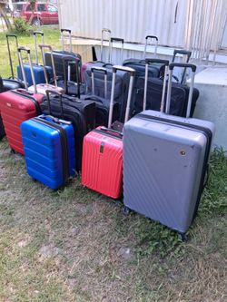 LOTS OF NICE LARGE PULL ALONG LUGGAGE