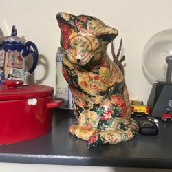 Chinese Cat Decoration