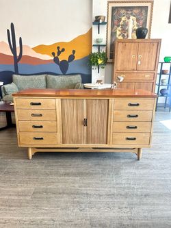 MCM Blonde Dresser / Mid Century Modern Buffet / Sideboard
