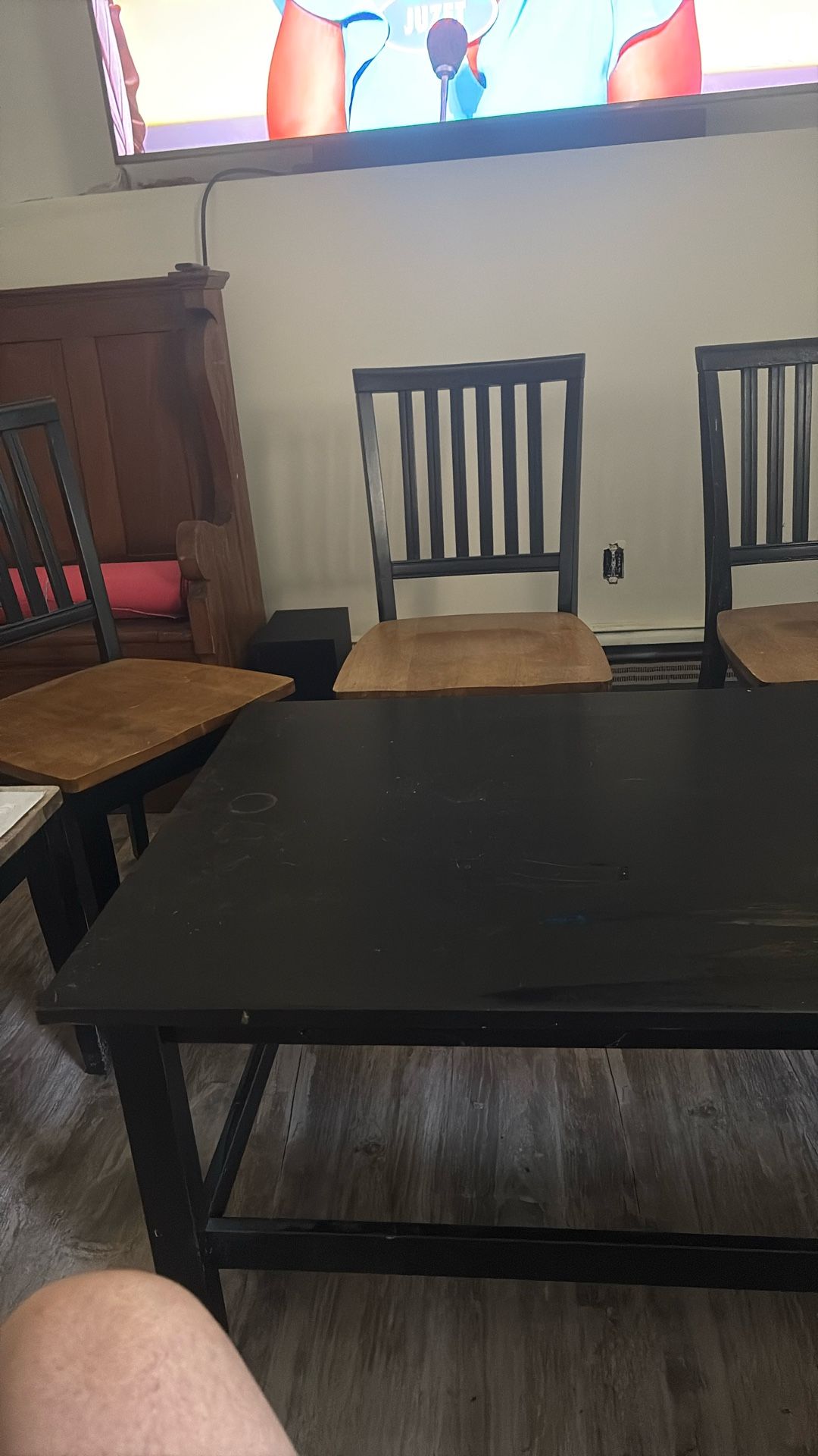 Coffee Table N 5/6 Chairs 