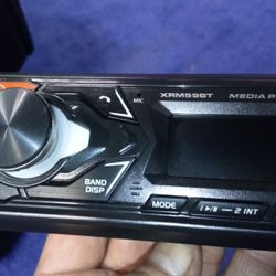 DUAL XRM59BT CAR STEREO in e