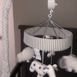 Nútralo Crib Mobile