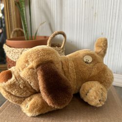 1984 Plush Dog Dakin 