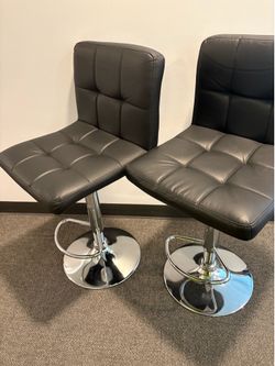BestMassage Adjustable Bar Stools Set of 2 – Like New – Black
