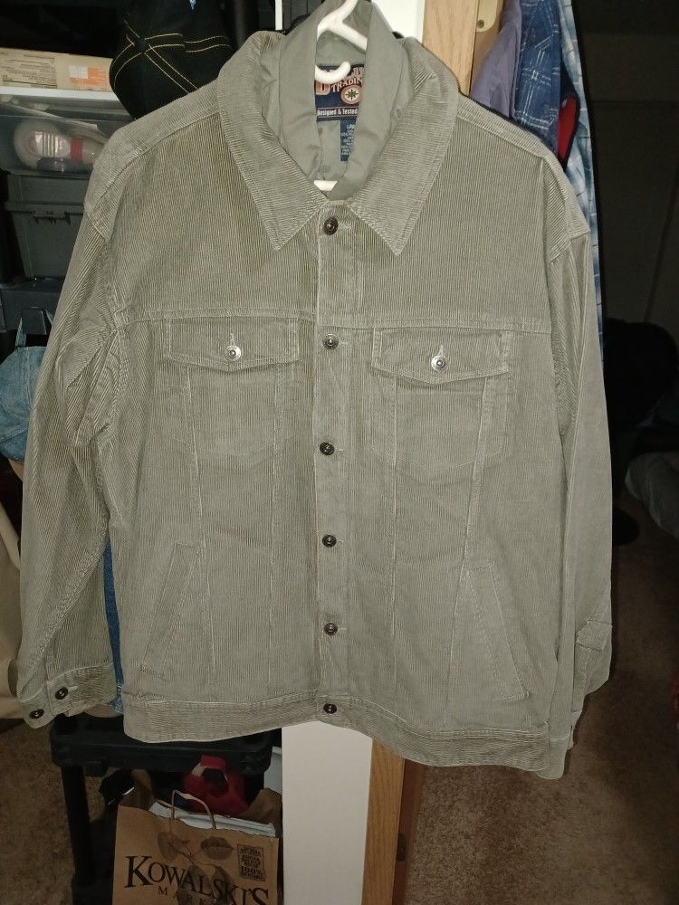 DULUTH TRADING, GREEN CORDUROY JEAN JACKET W/ ZIP OUT LINING