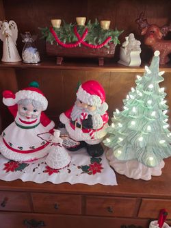 Santa and tree