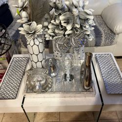 Living room decor accessories