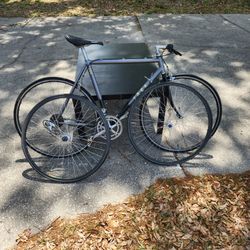 Trek Bike With Extra Wheels