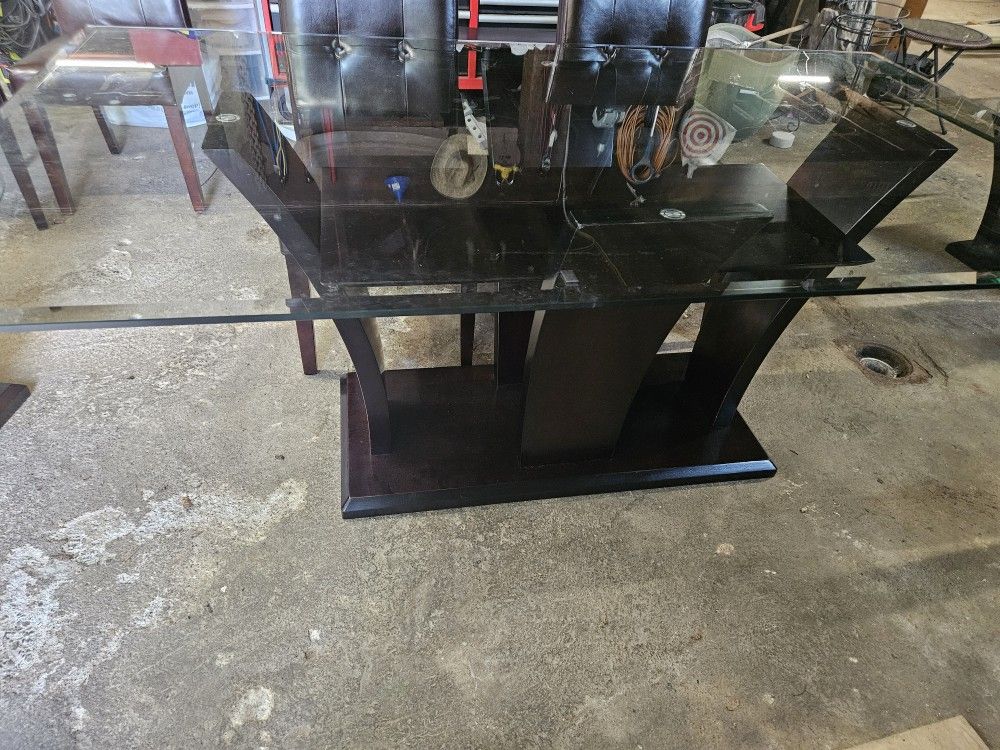 4 Piece Furniture Group