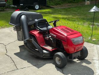 Yard machines Riding Lawn mower. (Runs and Mows)