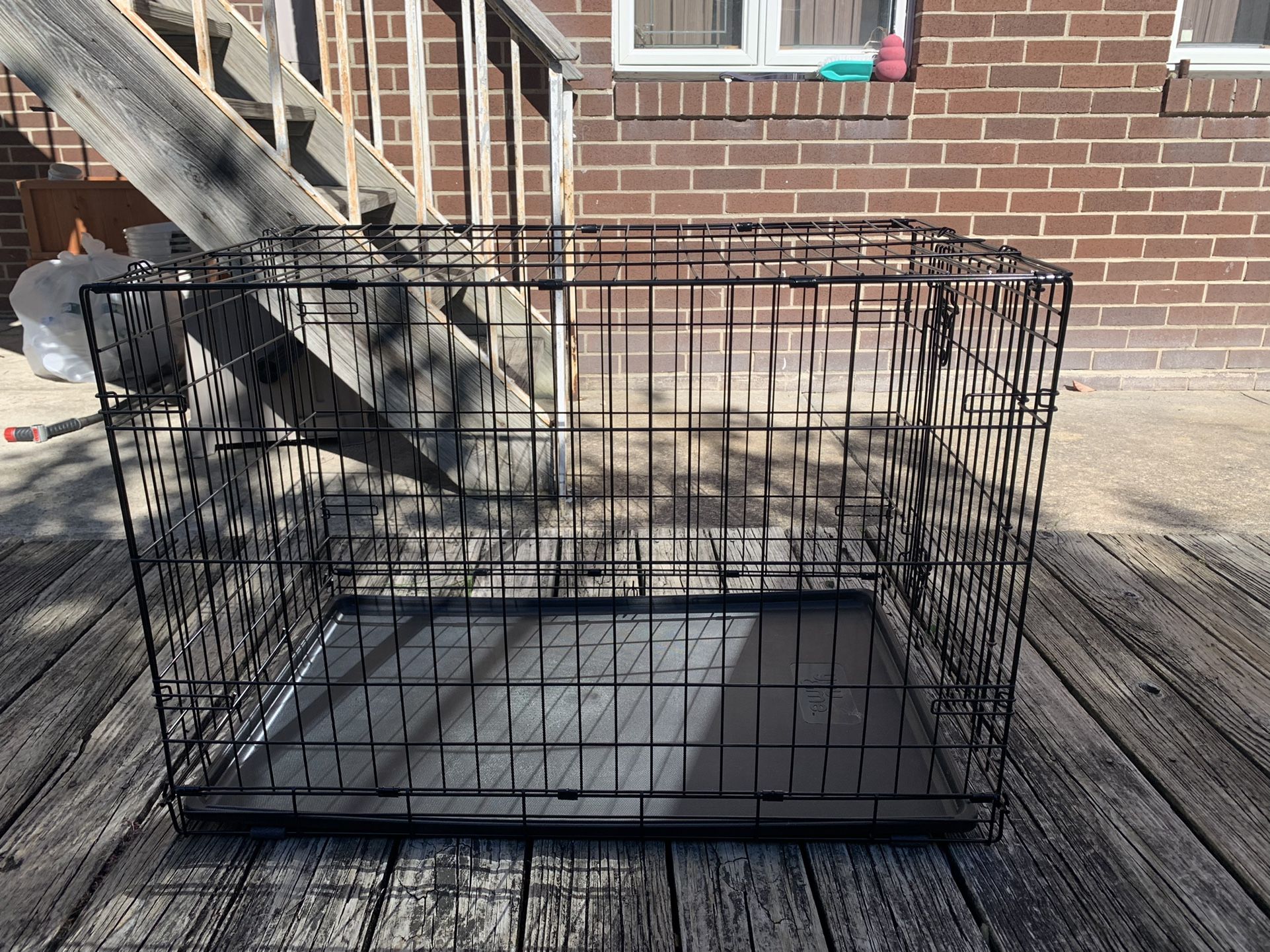 Large Dog Cage-Like new