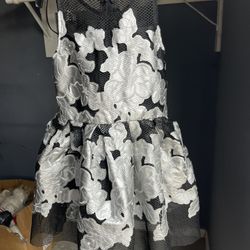 Girls Beautiful Dress Fro Xmas Or New Year
