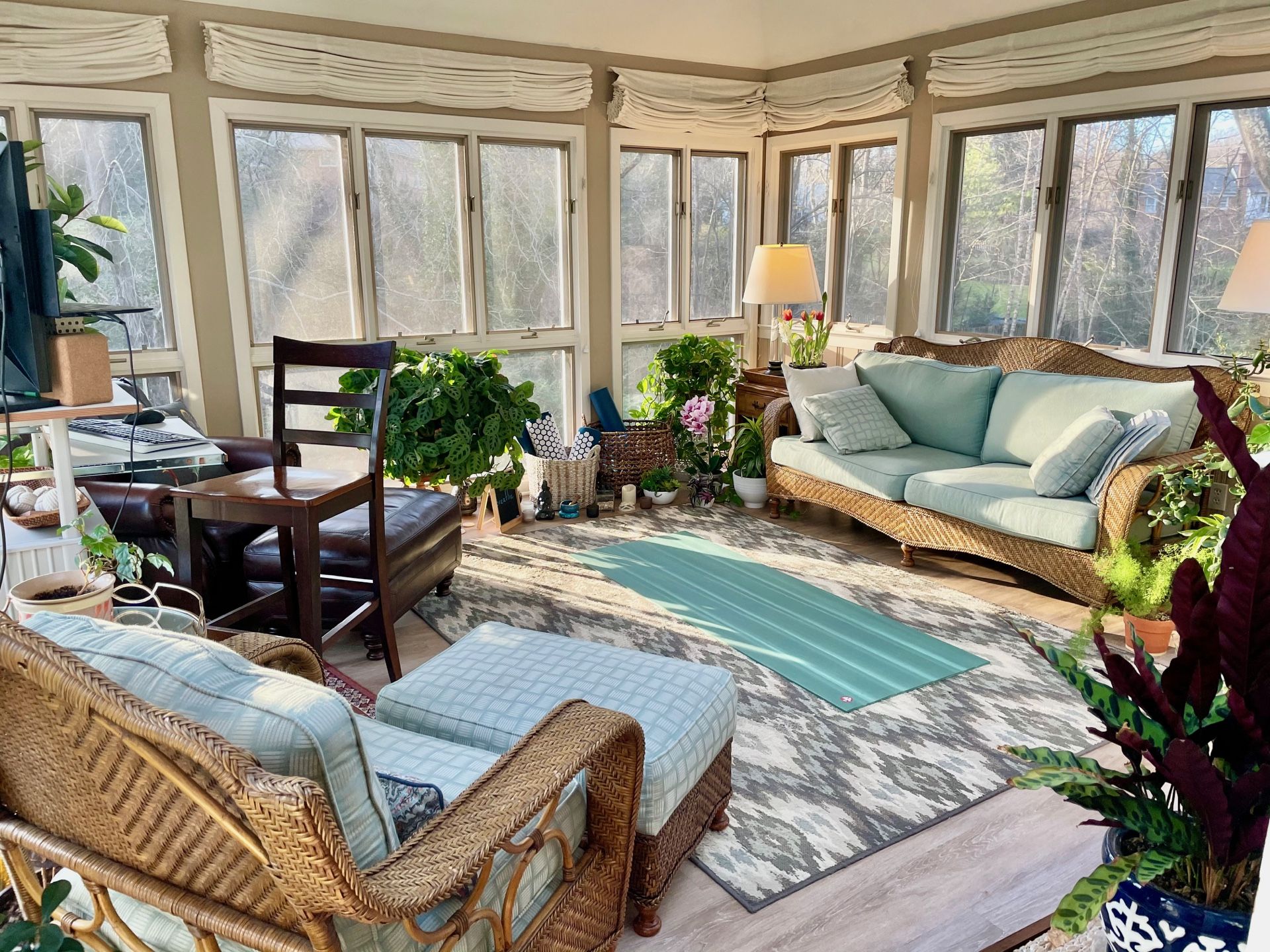 Pennsylvania House Wicker Sofa + Matching Chair & Ottoman — Sunroom/Porch Set $300 OBO — Falls Church Pickup