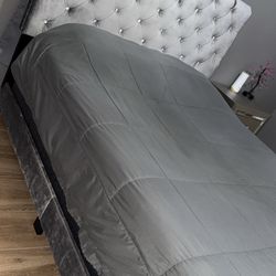 queen size bed frame / no mattress