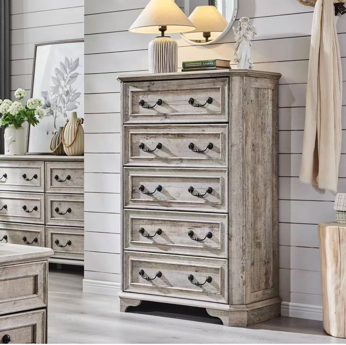 Rustic wooden dresser with 5 drawers for bedroom