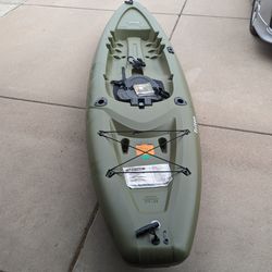 Lifetime Triton Angler 100 Fishing Kayak NEW With Paddle! for Sale