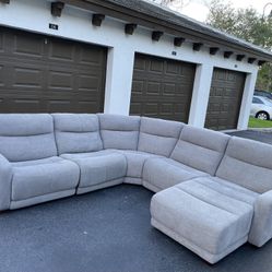 Couch/Sofa Sectional - Recliner - Fabric - Gray - Delivery Available 🚛