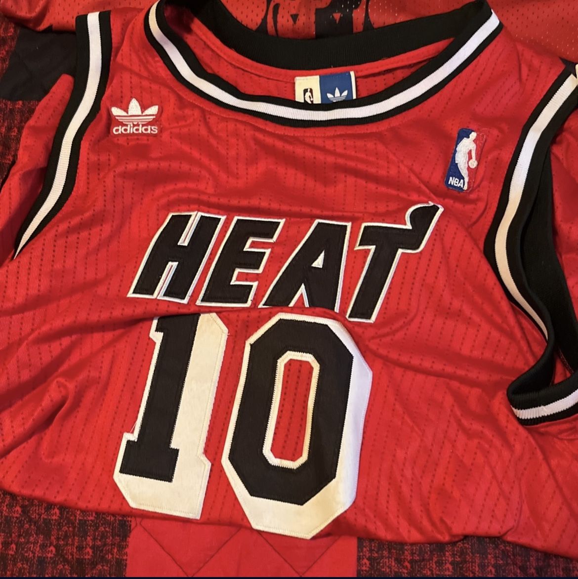 Throwback NBA Jerseys Size XL for Sale in Pasadena, CA - OfferUp