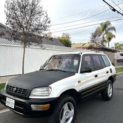 1998 TOYOTA RAV4 Sport 