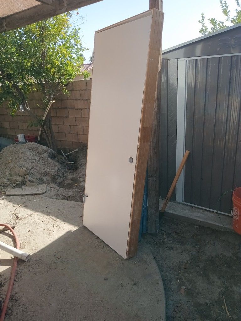 Puerta. 30x80